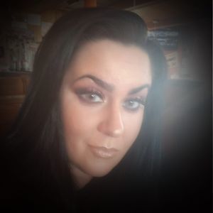 Meet your Posher, Carla